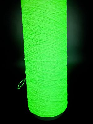 450D Glow In The Dark трикотажная пряжа полиэстер для ткачества свитера