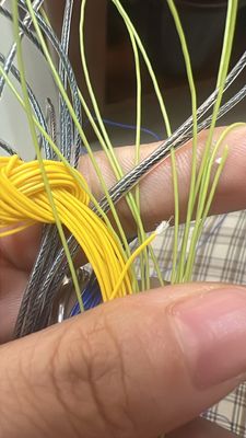 ТПУ покрытие пряжи ТПУ покрытие пряжи горячего плавления Клей ТПУ нити пряжи восковая нить